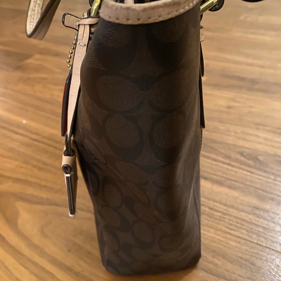 Coach Signature Brown Monogram Tote Tan Leather Shoulder Bag - Picture 10 of 16